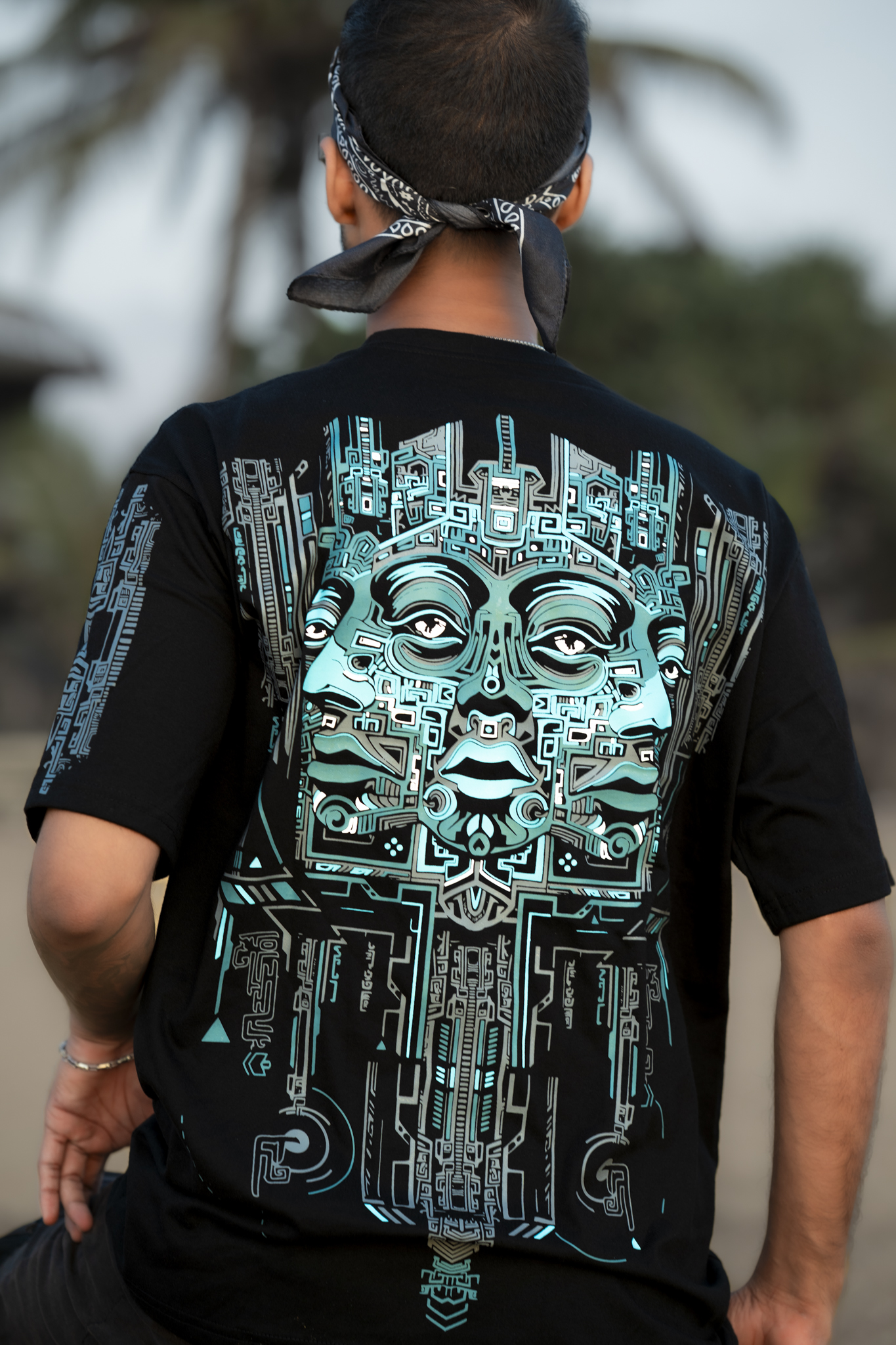 Trinity Machine Oversized - Gallery Image 1